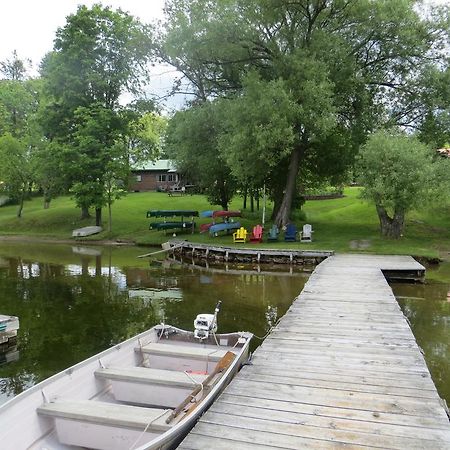 Bondi Village Cottage Resort Lake of Bays מראה חיצוני תמונה