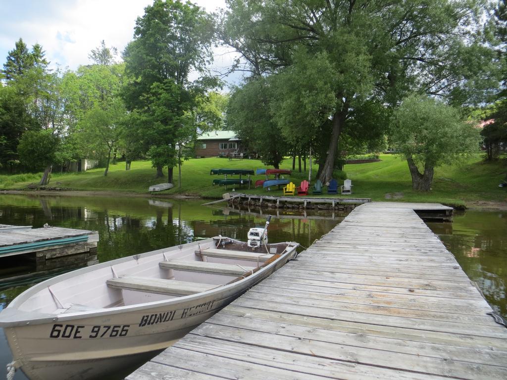 Bondi Village Cottage Resort Lake of Bays מראה חיצוני תמונה