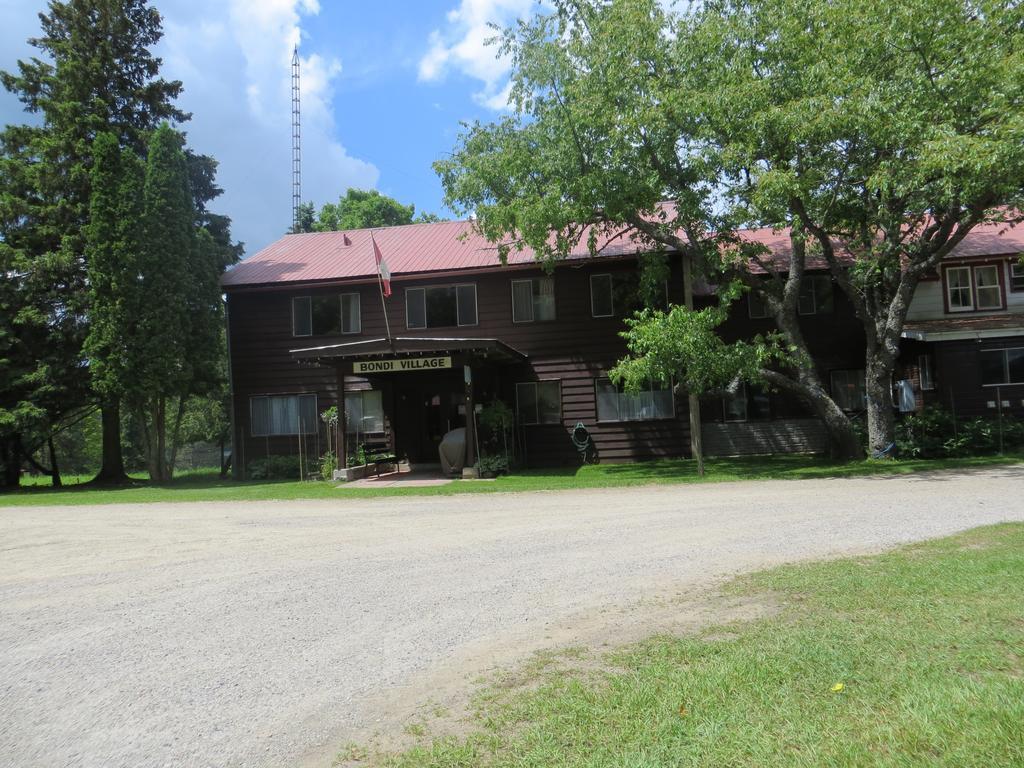 Bondi Village Cottage Resort Lake of Bays מראה חיצוני תמונה