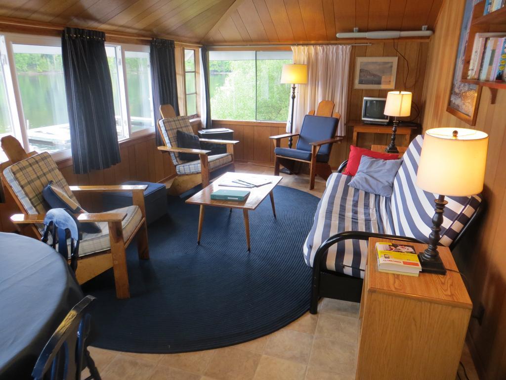 Bondi Village Cottage Resort Lake of Bays מראה חיצוני תמונה